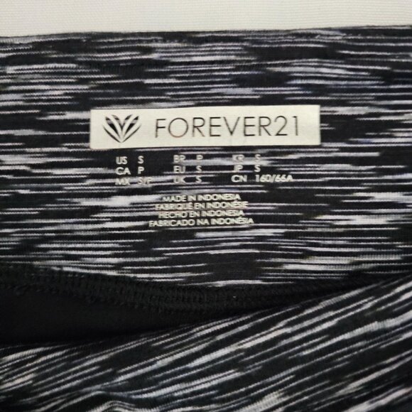 Forever 21 Women's Black Wide Waistband Running Athletic Short Size Small - Picture 4 of 12